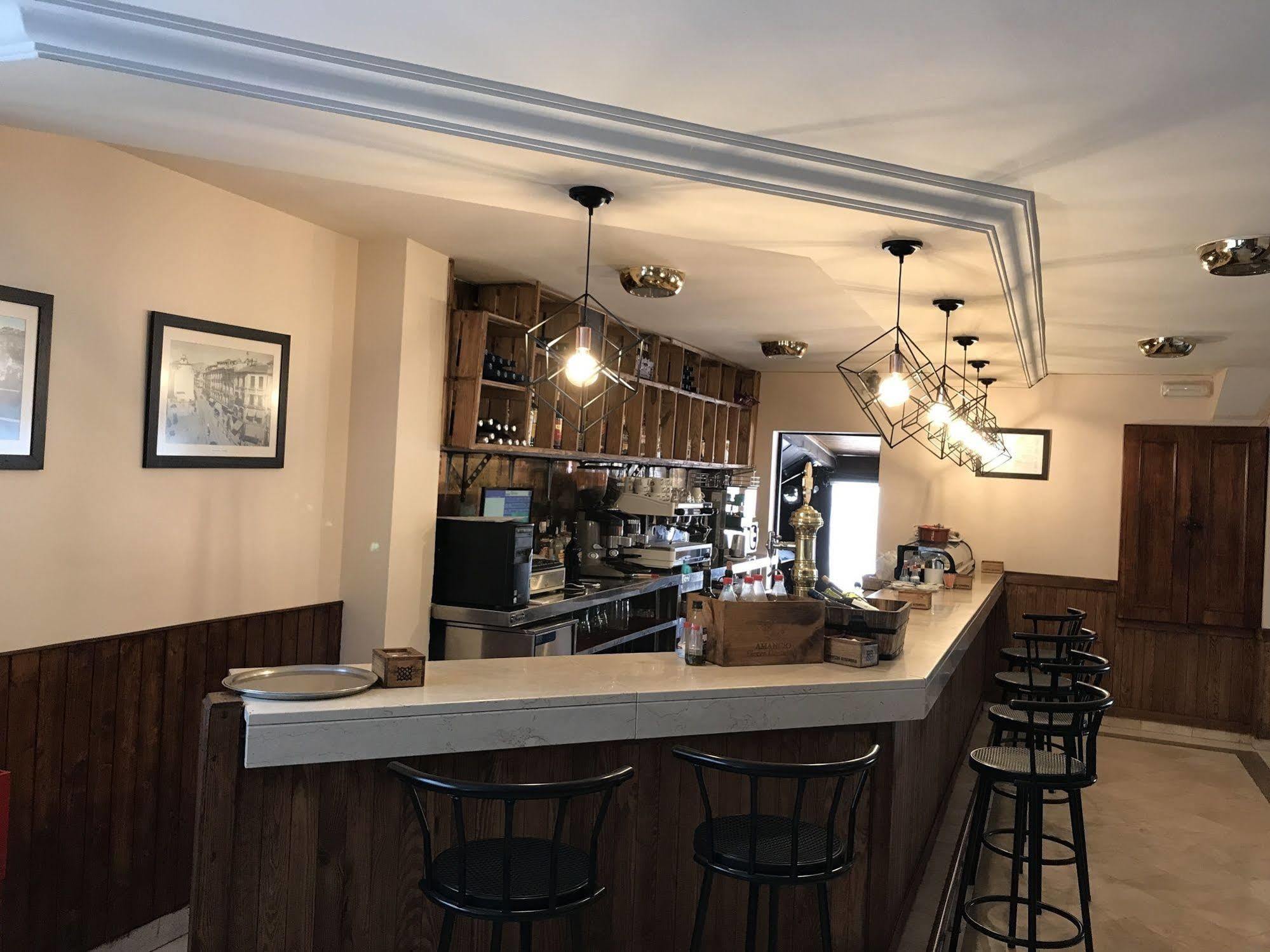 洛斯格莱勒斯酒店酒店 阿尔米利亚 外观 照片